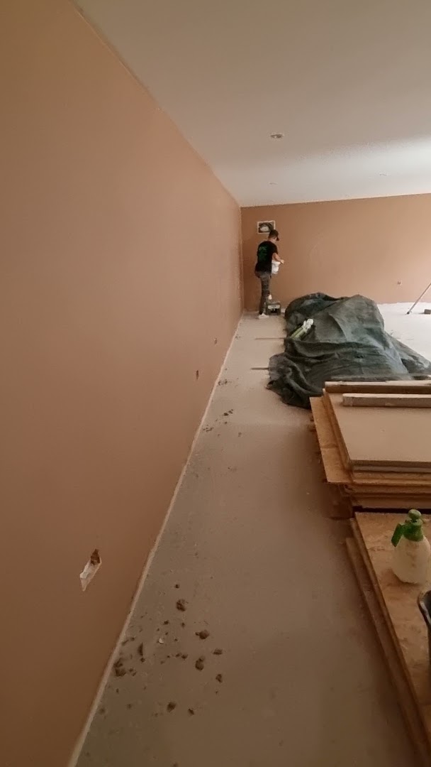 EMC plastering & Decorating services — Photos 2