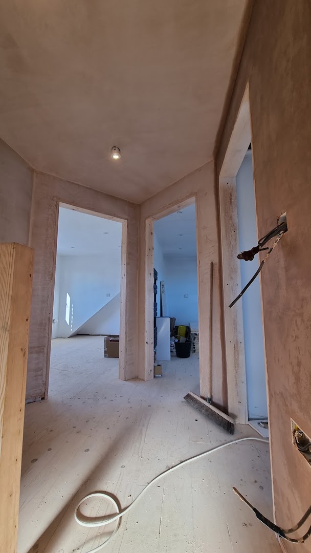 EMC plastering & Decorating services — Photos 4